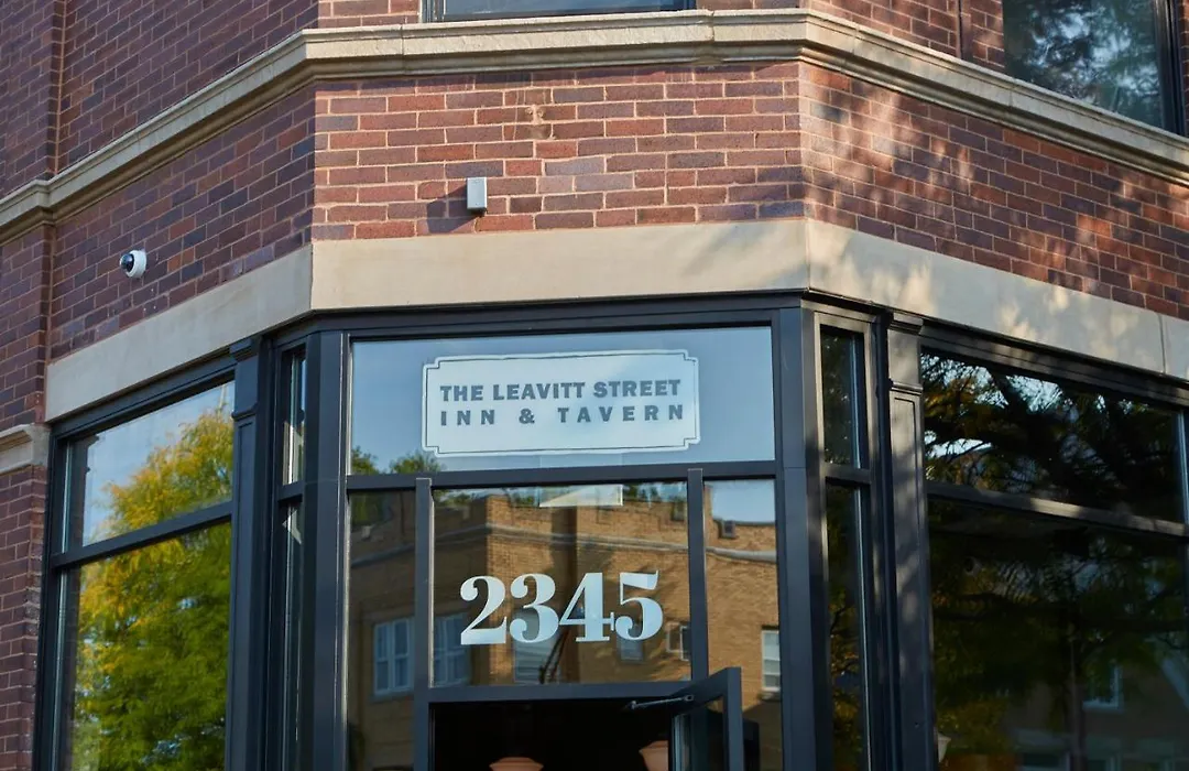 The Leavitt Street Inn & Tavern-1